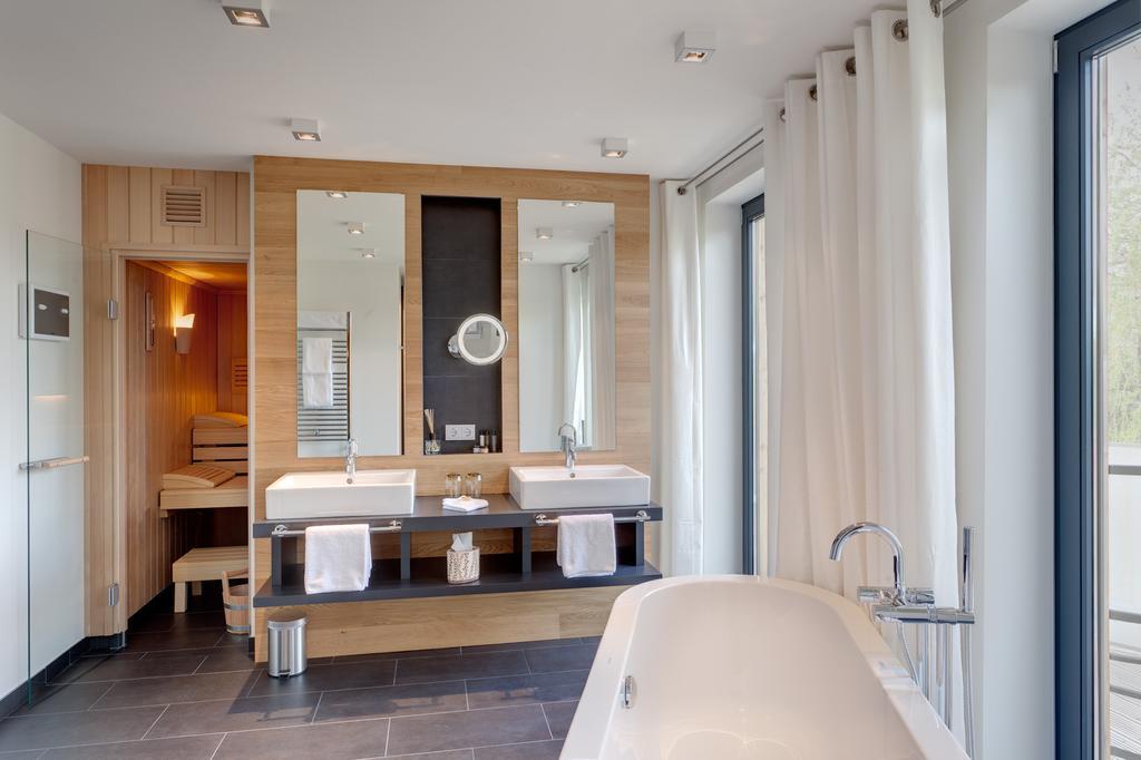 Hotel Strandhaus - Boutique Resort & Spa Lübben Exteriör bild